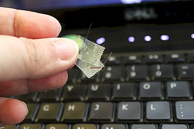 
   Kuidas puhastada sülearvuti klaviatuuriklahvide all
  